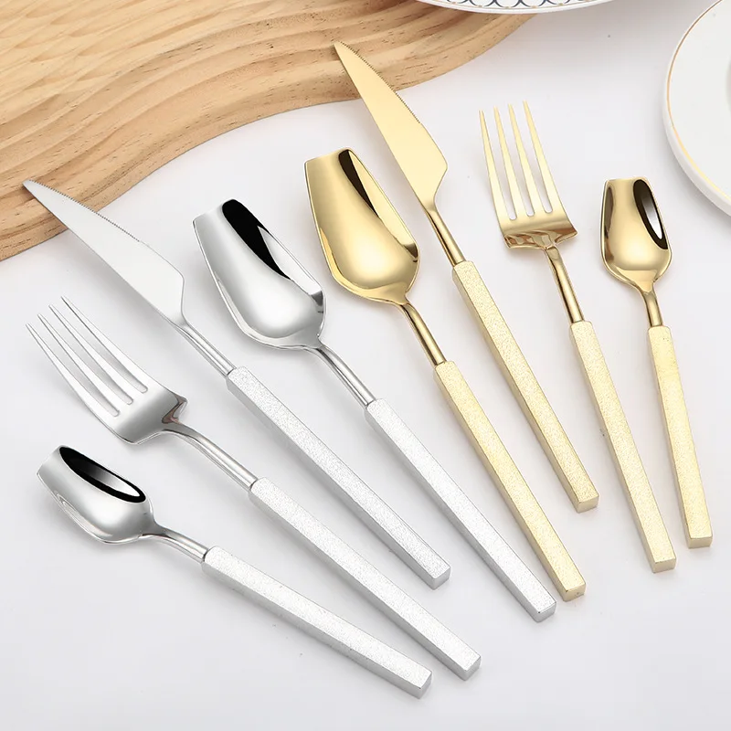 Gold Plated Cutlery - Conjunto de Talheres de Luxo 4